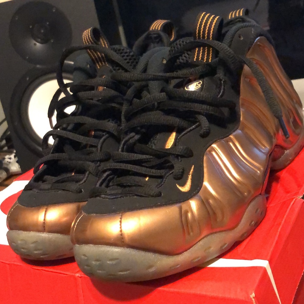 Foams Posits Size 8 Good condition